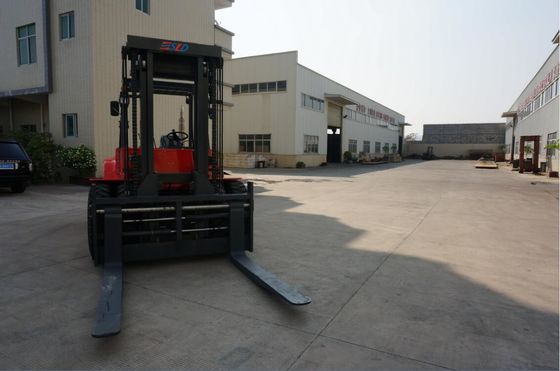 รถยกของหนัก 12 ตัน 3000 มม. Yuchai หรือ CUMMINS Engine