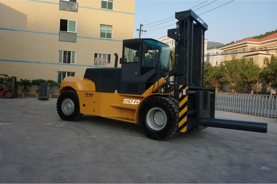 4000mm Mast Giant FD300 30 Ton Heavy Lift Forklift Truck อุปกรณ์
