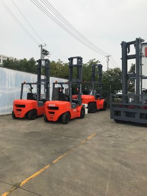 Mitsubishi Engine 3000mm Mast 4 Ton รถยกดีเซล