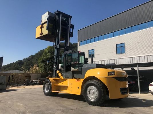 จอยสติ๊กยกรถยกหนักดีเซล A / C Cab ควบคุมได้ 25000 กก. 30000 กก