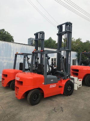 CPCD40 รถยกดีเซลพร้อม Bale Clamp
