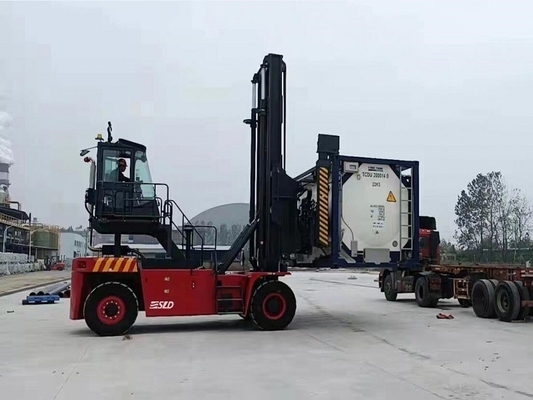 CUMMINS Engine ตัวจัดการคอนเทนเนอร์เปล่าพร้อมโหลด 8000kgs