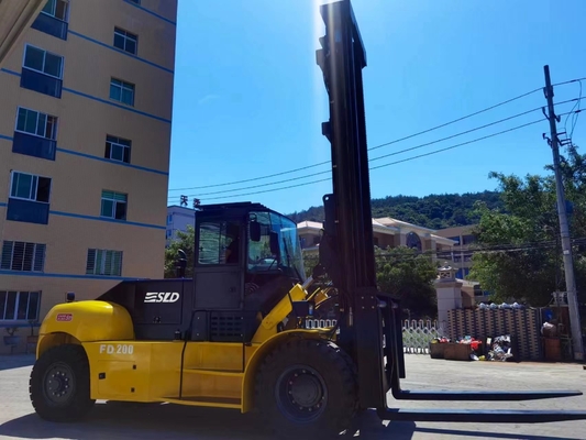 รถยกดีเซล 20 ตัน FD200 พิกัดโหลด 20000kgs เสาสูง Lifitng สูง 8000mm